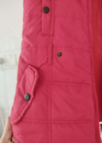 Kırmızı Düğmeli Yüksek Yakalı Kadın Yelek - Görsel 3