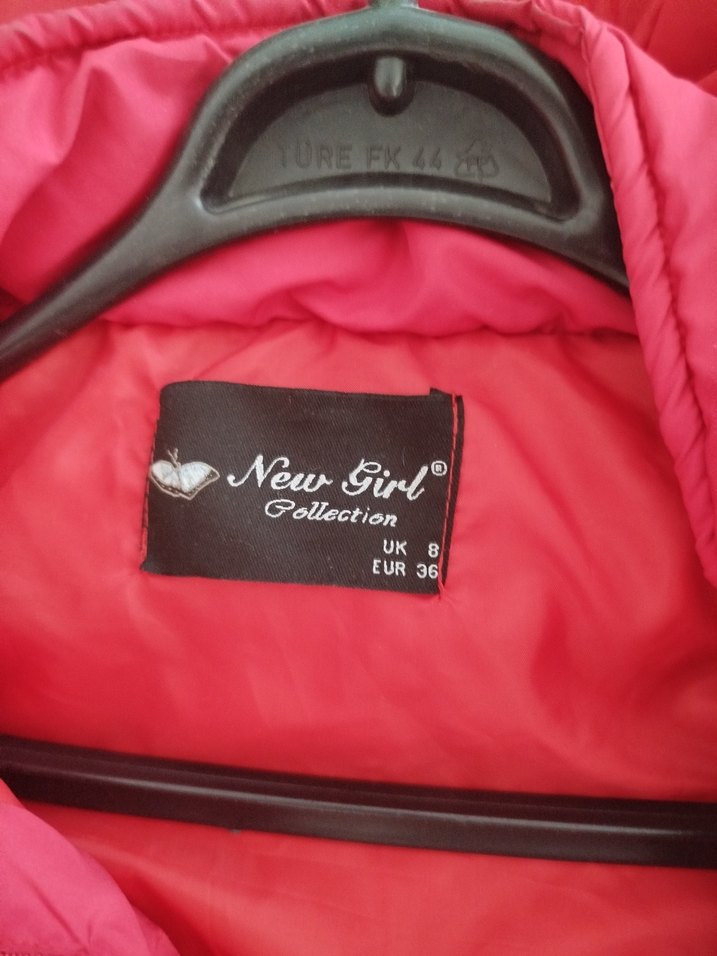 Kırmızı Düğmeli Yüksek Yakalı Kadın Yelek - Görsel 4