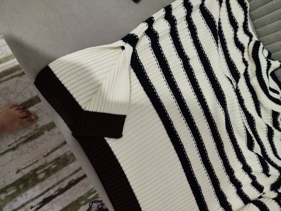 Kadın Beyaz Siyah Çizgili Boğazlı Triko Kazak - Görsel 5