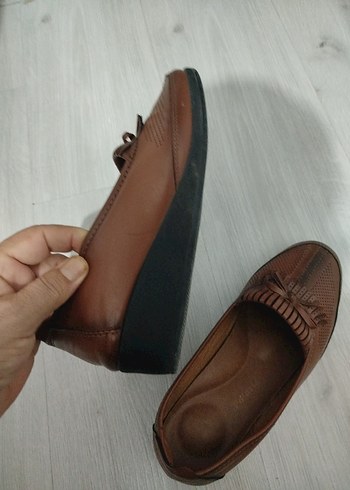 Bej Parlak Kadın Günlük Topuklu Ayakkabı - Görsel 4