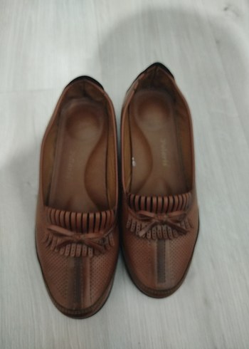 Bej Parlak Kadın Günlük Topuklu Ayakkabı - Görsel 2