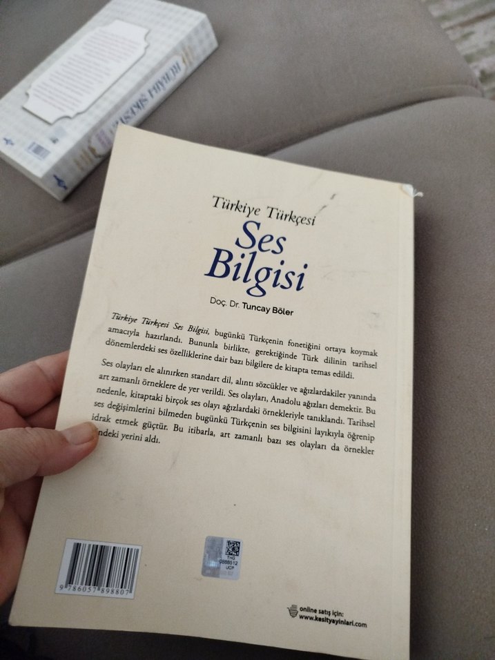Türkiye Türkçesi Ses Bilgisi Kitabı 3. Baskı - Görsel 4