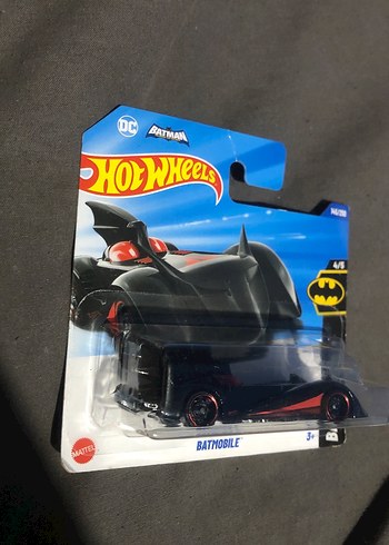 Siyah Hot Wheels Batmobile Oyuncak Araba