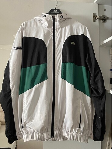 Lacoste yağmurluk