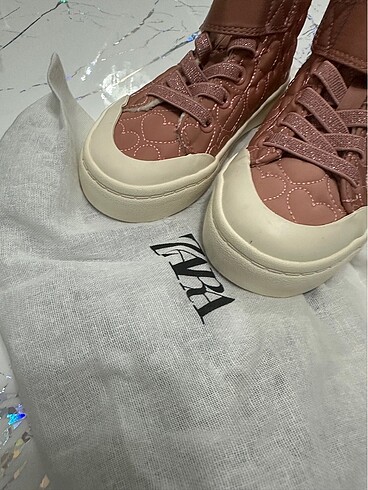 27 Beden pembe Renk #zara çocuk ayakkabı