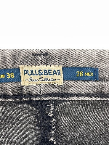 38 Beden gri Renk Pull and Bear Jean / Kot %70 İndirimli.
