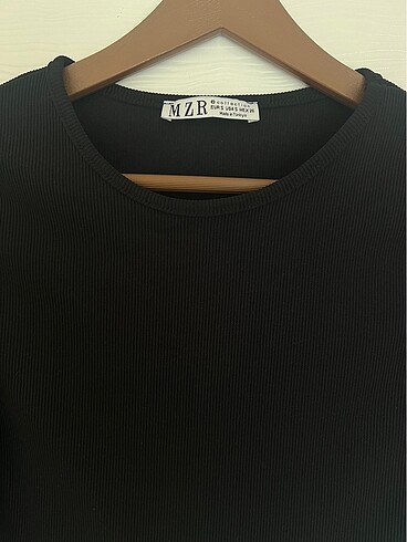 s Beden Crop Taşlı Bluz