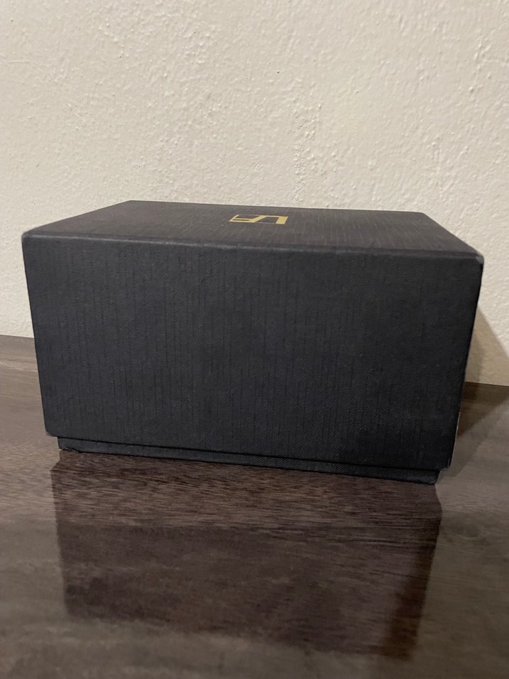 Altın Renkli Siyah Takı Kutusu - Görsel 4