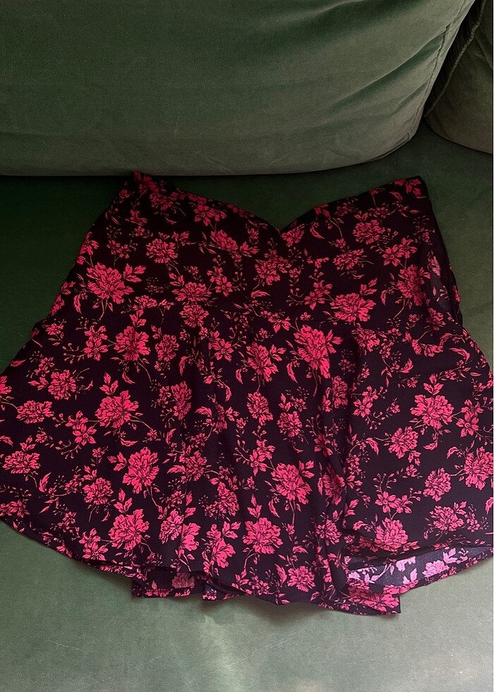 Etek görünümlü şort etek - Görsel 3