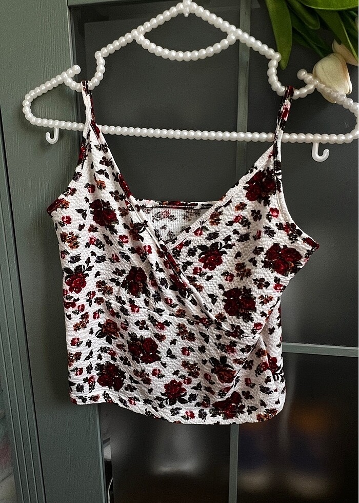 Çiçekli crop - Görsel 3