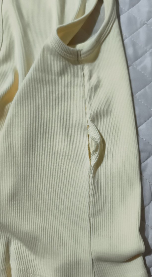 Bershka Ekru Fitilli Triko Üst — görsel 4/5