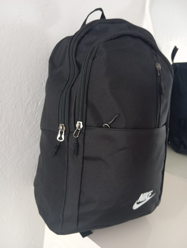 Nike Siyah Fermuarlı Erkek Sırt Çantası - Görsel 5