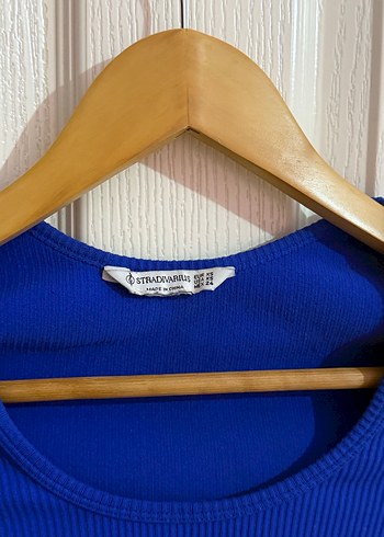 Stradivarius Uzun Kollu Mavi Crop Top - Görsel 3