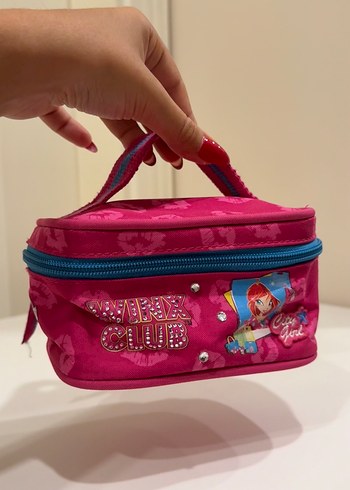 Winx makyaj çantası