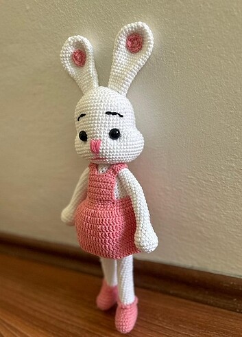 Pembe uyku arkadaşı tavsan