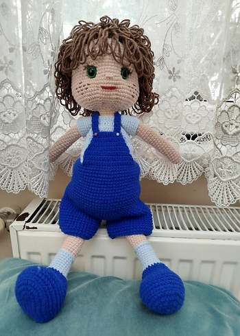 Mavi Tulumlu Örgü Bebek - Görsel 3