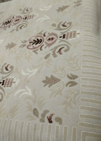 Beyaz Klasik Desensiz Halı - Görsel 3