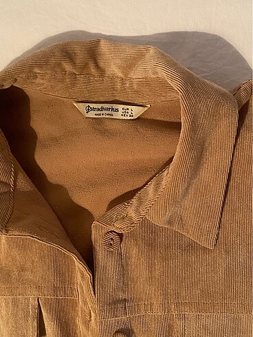 l Beden Stradivarius Camel Overshirt