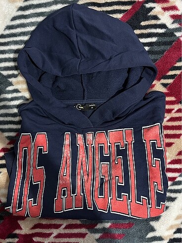 m Beden Kapüşonlu Sweatshirt