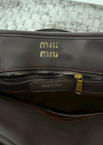 Miu Miu deri çanta toz torbalı - Görsel 5