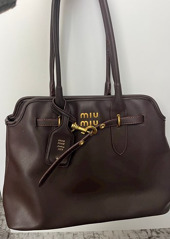 Miu Miu deri çanta toz torbalı - Görsel 2