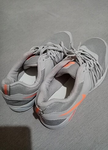 Nike spor ayakkabı 