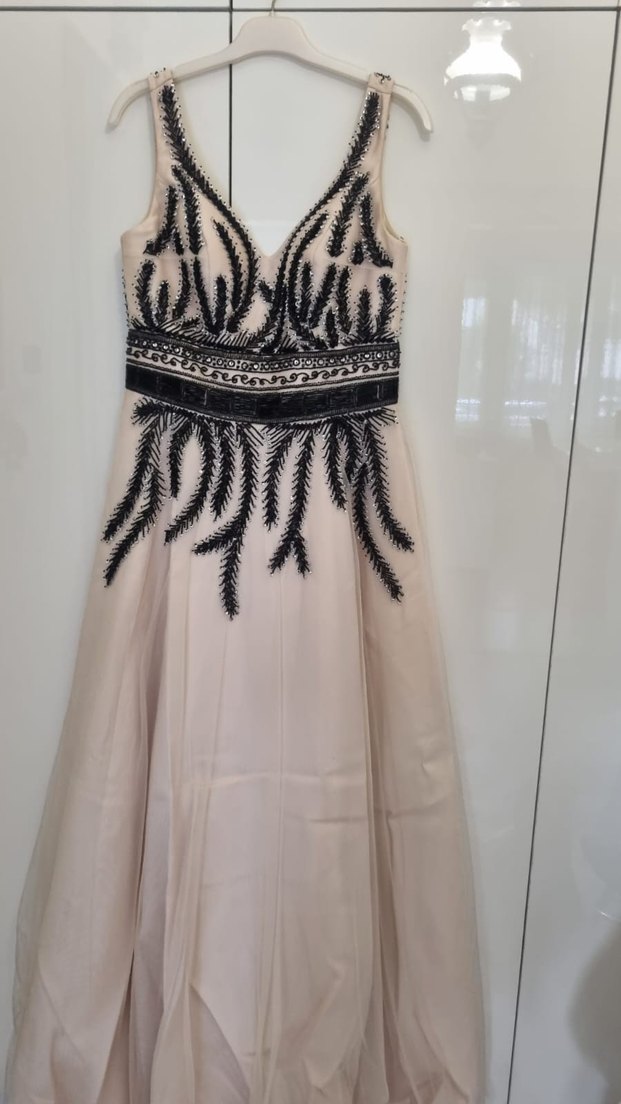 Bej İşlemeli Boncuk Detaylı Uzun Abiye Elbise - Görsel 3