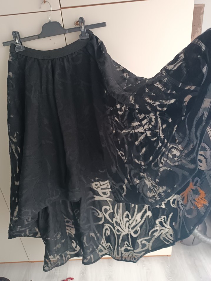 Siyah Drapeli Uzun Gotik Etek - Görsel 4