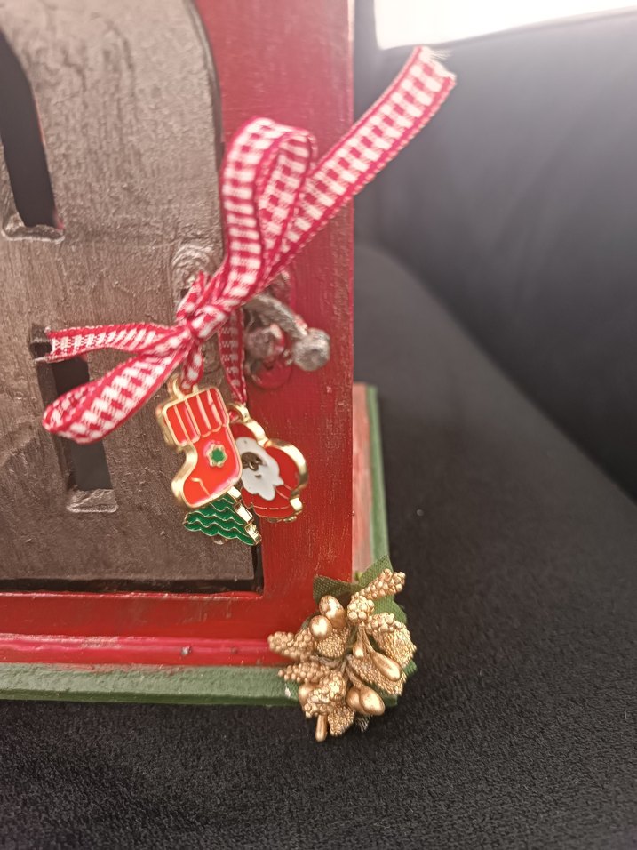 Renkli Kırmızı Ahşap Mumluk - Görsel 5