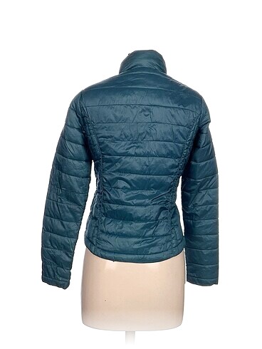 s Beden Atmosphere Mont %70 İndirimli.