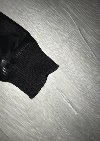 Bershka siyah deri ceket - Görsel 6