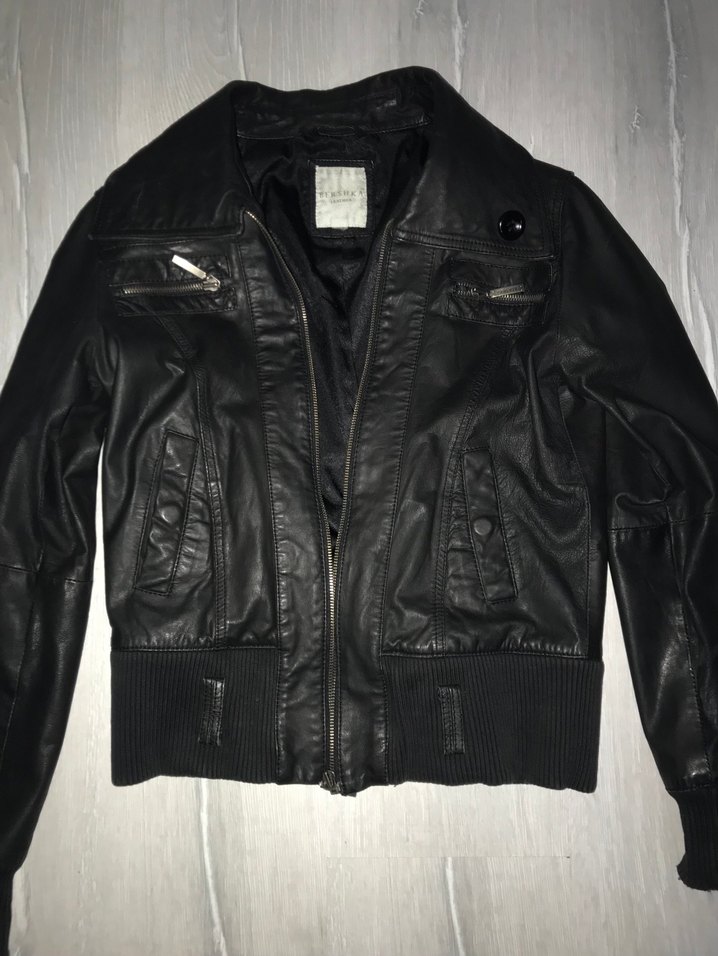 Bershka siyah deri ceket - Görsel 4