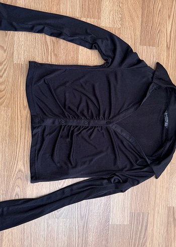 Stradivarius Düğmeli Siyah V Yaka Bluzu