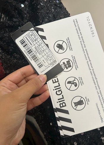 38 Beden siyah Renk Kuş Tüy Detaylı Siyah Straplez Mini Elbise