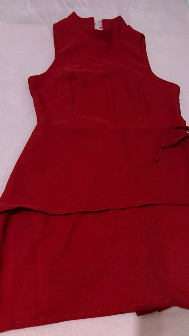 Kırmızı Kolsuz Yüksek Yakalı Kadın Tulum - Görsel 2