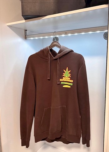 bershka m