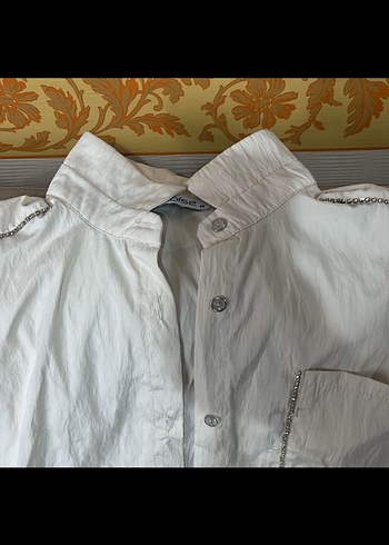 Kadın Beyaz Keten Kısa Kollu Gömlek - Görsel 3