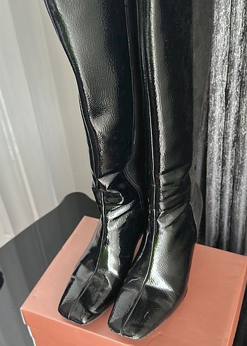 Kadın Siyah Deri Stiletto Topuklu Dizüstü Çizme