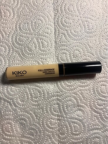 Beden Kiko full coverage dark circles concealar