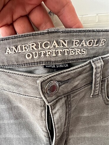 42 Beden Amerikan Eagle Gri Skinny Jean, 10