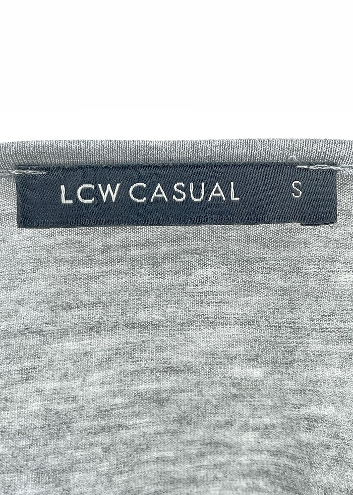 LC Waikiki T-shirt %70 İndirimli. - Görsel 4