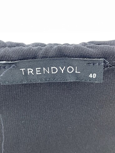 40 Beden siyah Renk Trendyol & Milla Mini Şort %70 İndirimli.