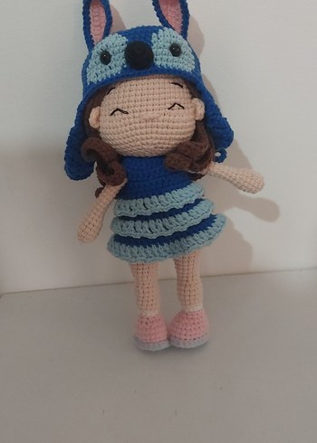 Diğer Mavi Örgü Bebek ve Tavşan Şapkalı Oyuncak. Amigurumi bebek.