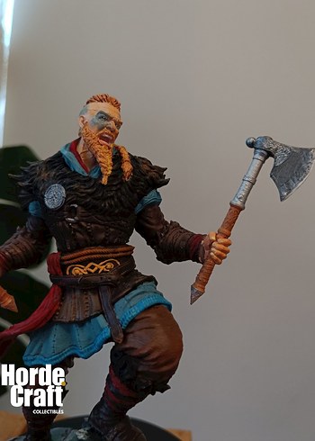  Beden Renk Assasin's Creed - Eivor diorama figür