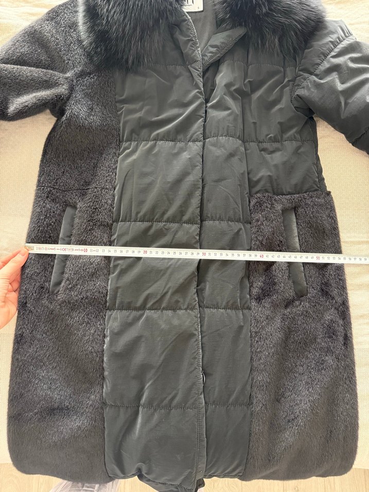 Kadın Siyah Uzun Kürklü Kışlık Mont - Görsel 4