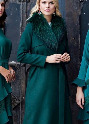 Senna Kürklü Yaka Lacivert Kaban - Görsel 4