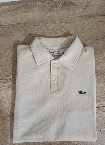 Lacoste polo yaka 