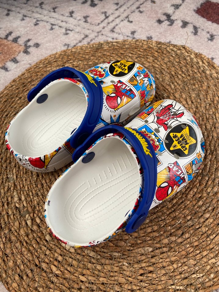 LC WAİKİKİ Renkli örümcek adam karakterli Desenli Erkek Terlik - Görsel 3