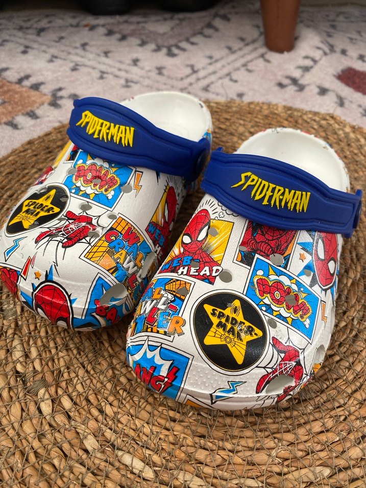 LC WAİKİKİ Renkli örümcek adam karakterli Desenli Erkek Terlik - Görsel 2