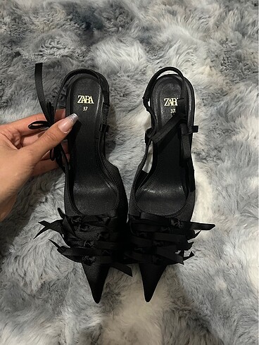 Zara fiyonklu ayakkabı